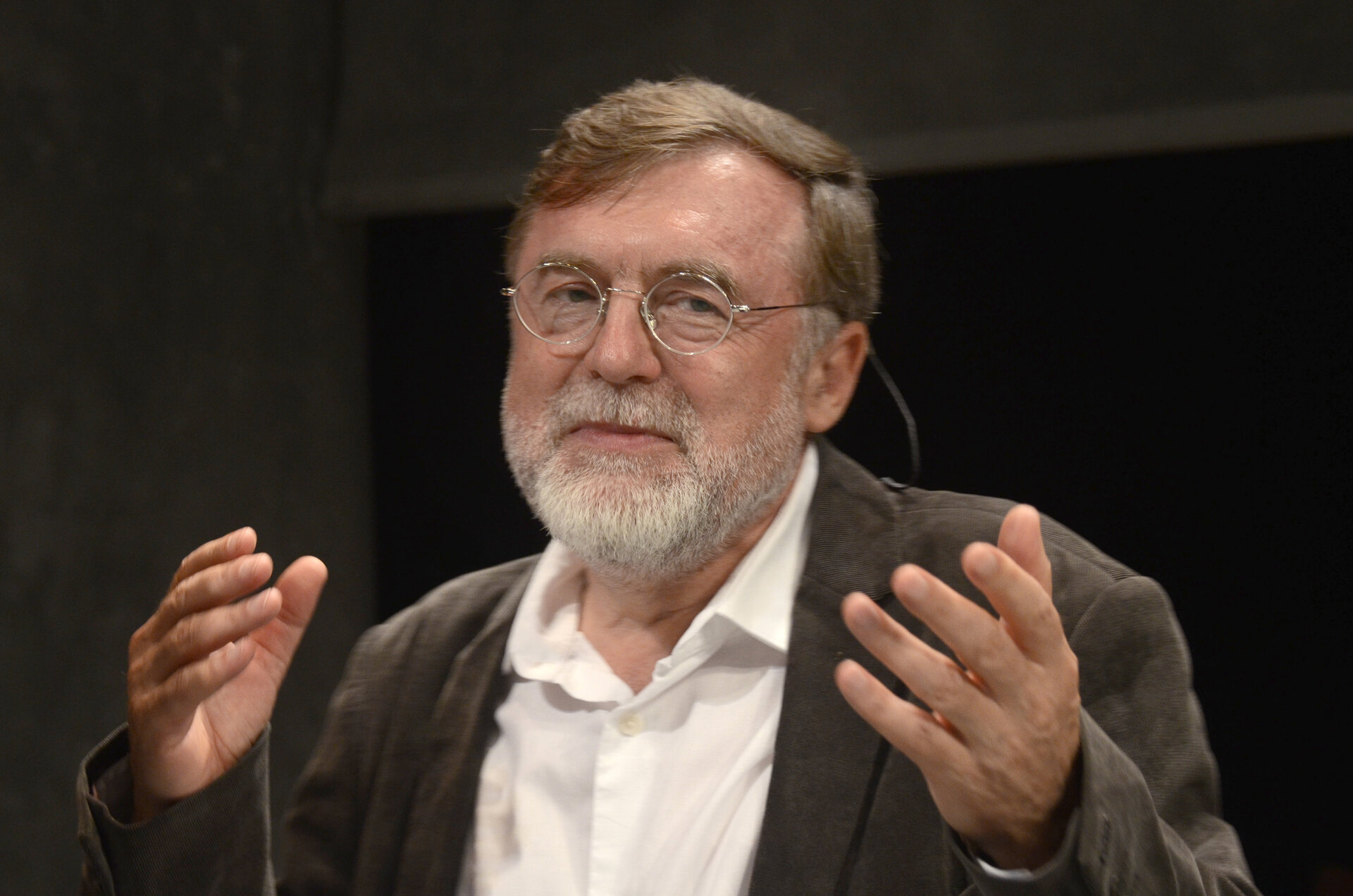 MATEI VISNIEC: “Intento captar lo que yo llamo las contradicciones profundas del ser humano”
