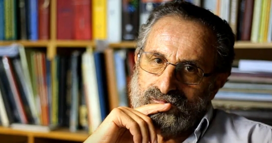 A seguir remando: Alcides Abella.