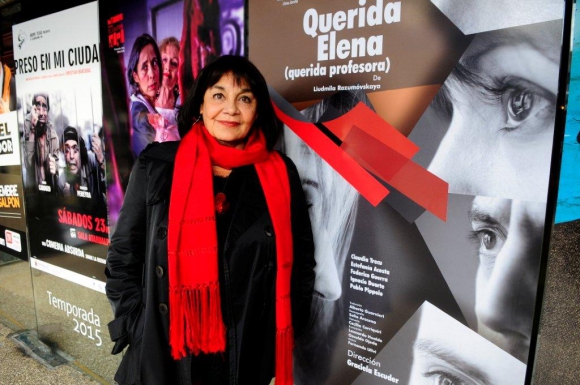 Graciela Escuder: “Las resonancias pegan duro, y si bien la historia ocurre lejos en el tiempo y en el espacio, los relatos no pierden vigencia”