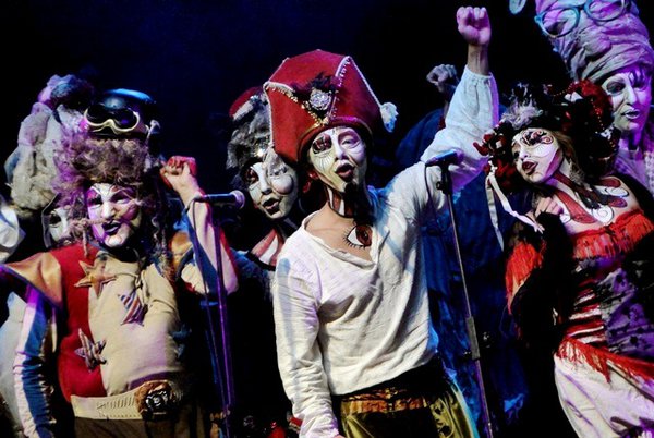 El carnaval que cambió la máscara por la mascarilla