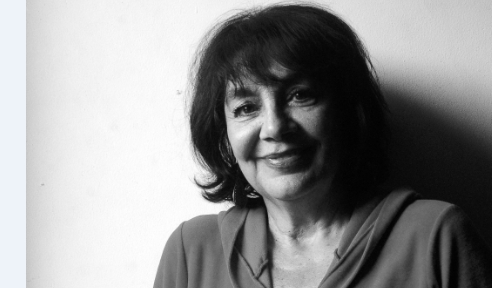 Graciela Escuder:  “La obra transita,  de alguna manera,  la intriga policial”