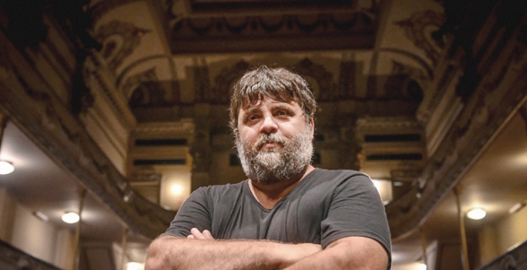 En verano, teatro internacional en Montevideo